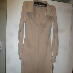 Cisos Design Women’s Size 2 Fitted Stretchy Dress with front slit